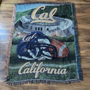 NCAA UC Berkeley Golden Bears Woven Tapestry Throw Blanket Wall Hanging 45x58 In